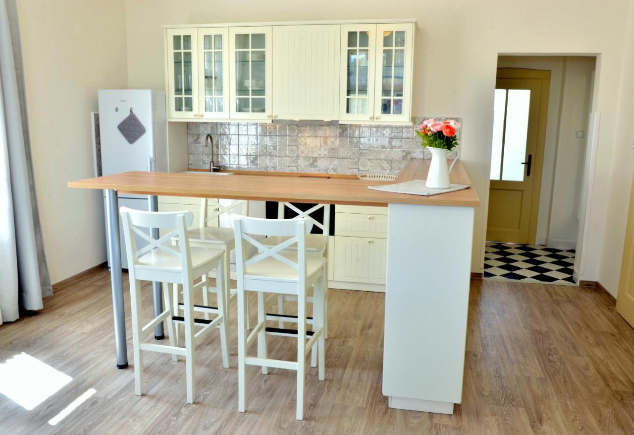 Apartmany Vila Manicka Kacov Exterior photo